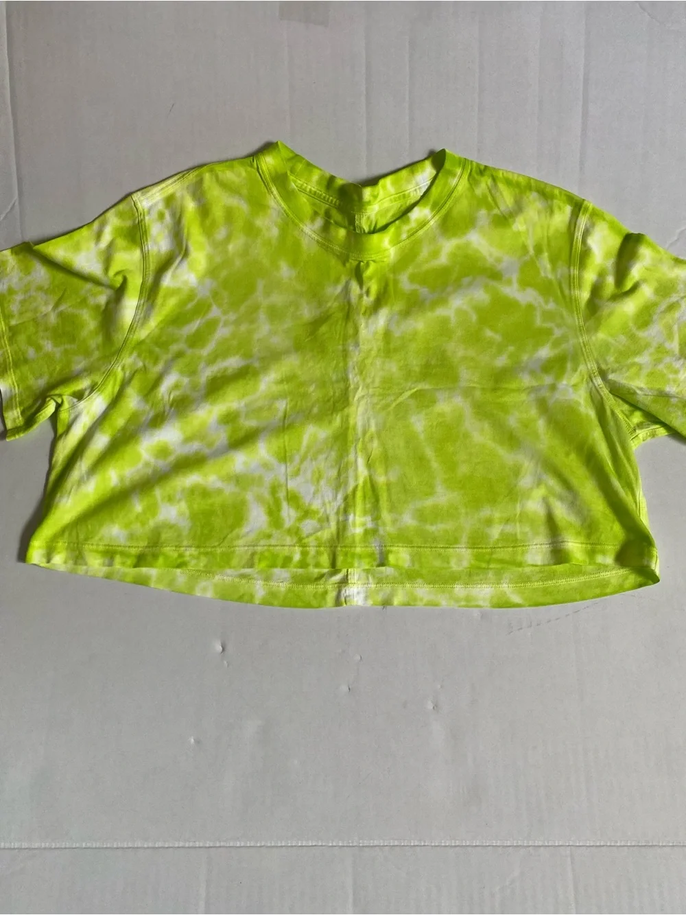 Lululemon Neon Yellow Tie-Dye Crop Tops bundle Sz 8